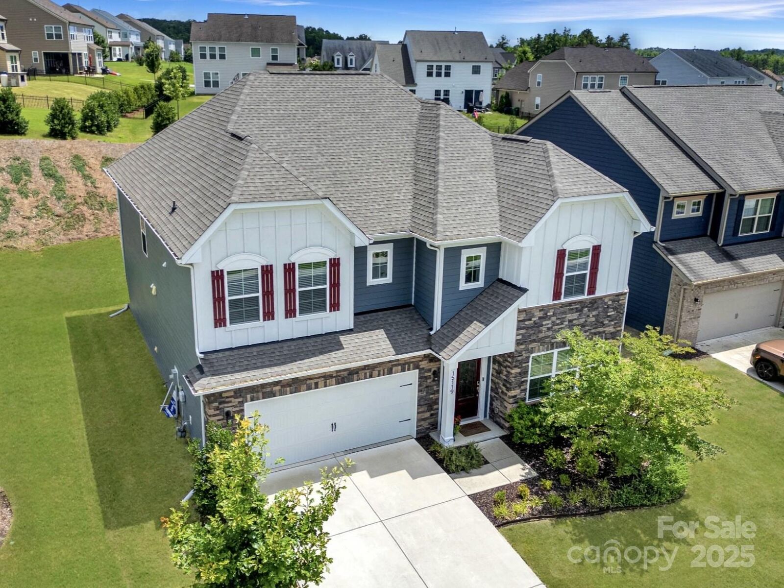 Property Photo:  15119 Oleander Drive  NC 28278 