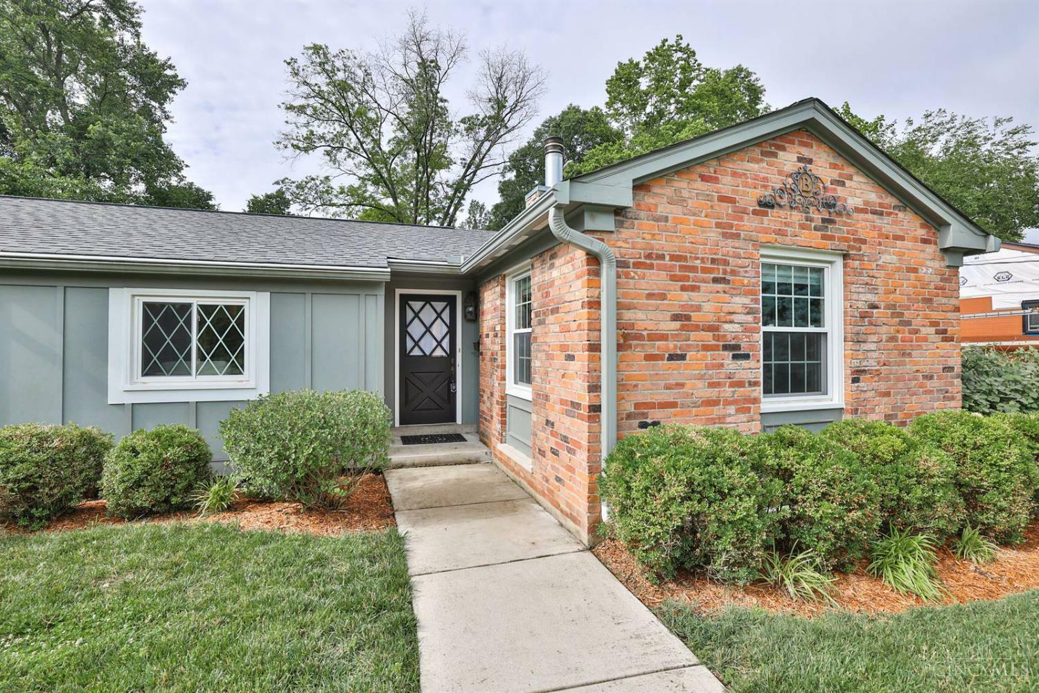 Property Photo:  741 Indian Hill Road  OH 45174 