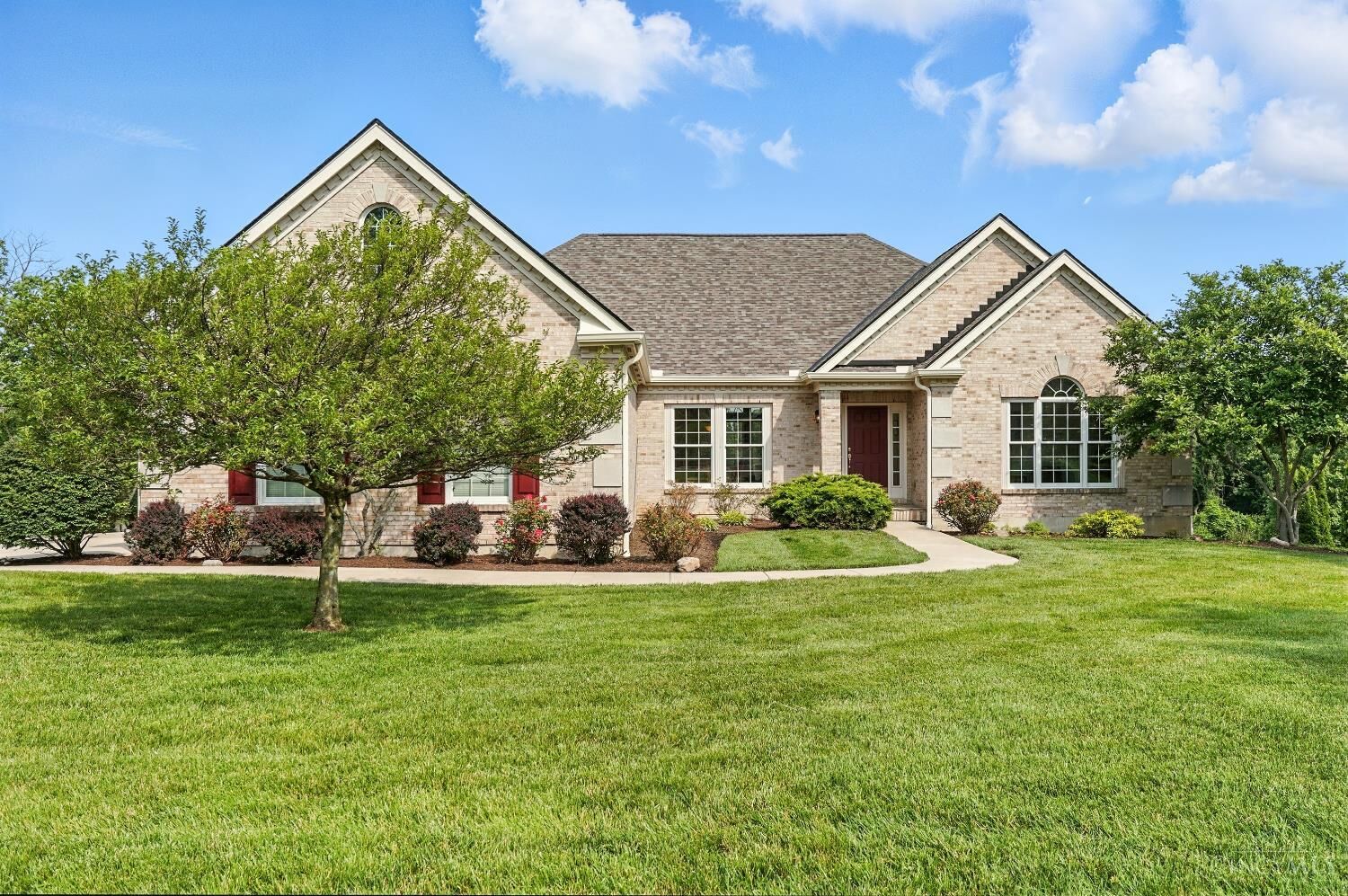 Property Photo: 7782 Ingrams Ridge Drive OH 45244