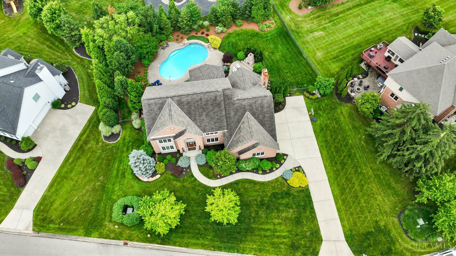 3250 Ivy Hills Boulevard  Newtown OH 45244 photo