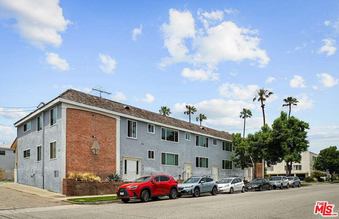 Property Photo: 425 Idaho Ave CA 90403
