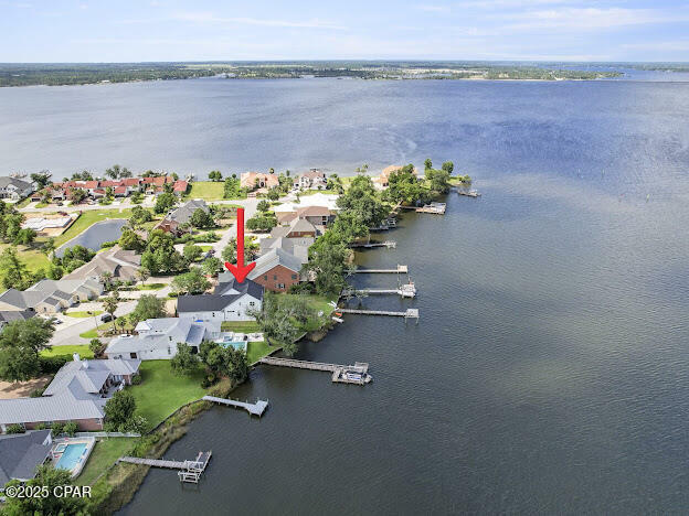 Property Photo: 2502 Country Club Drive FL 32444