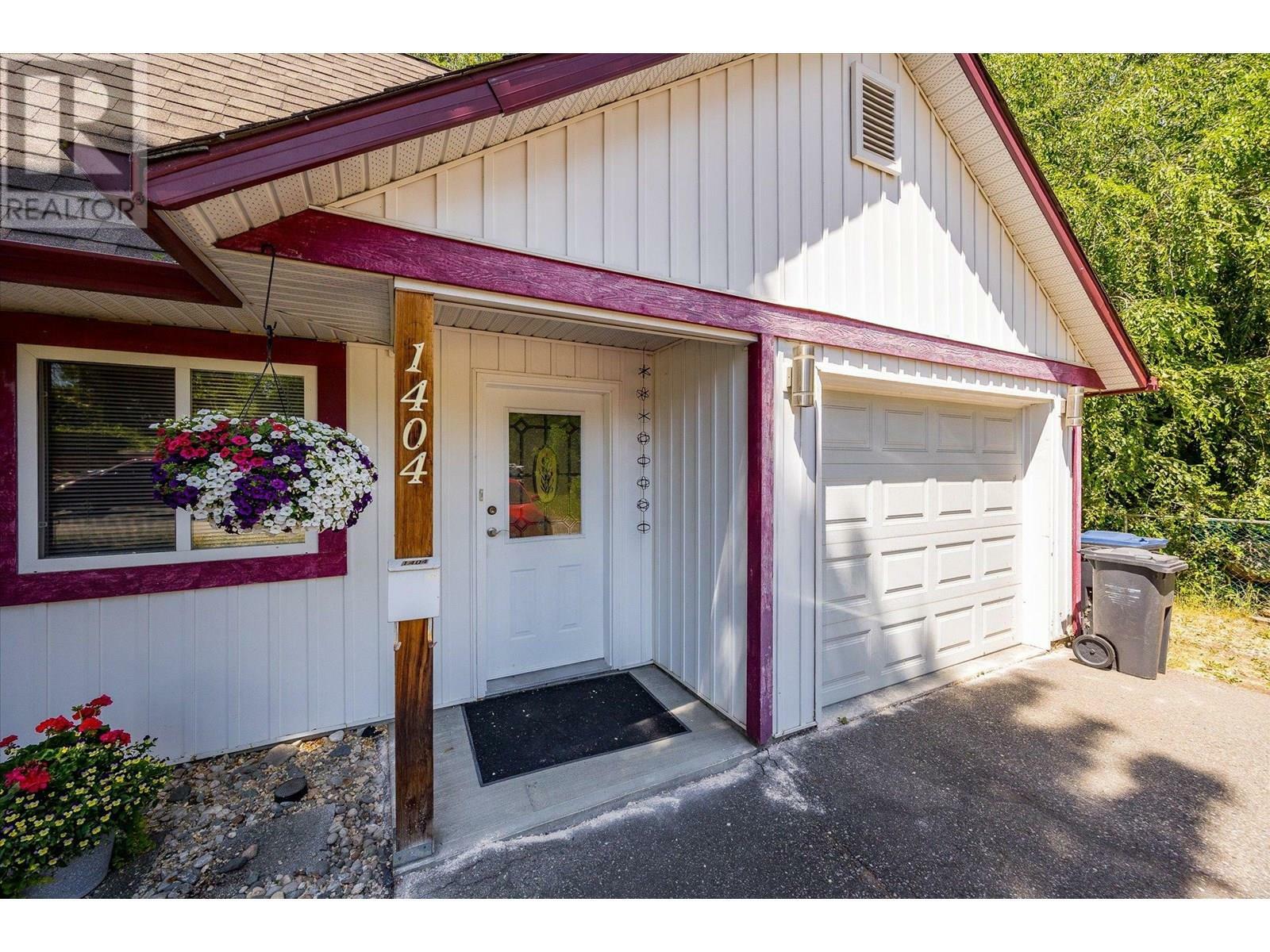 Property Photo: 1404 Inkar Road BC V1Y 8H7