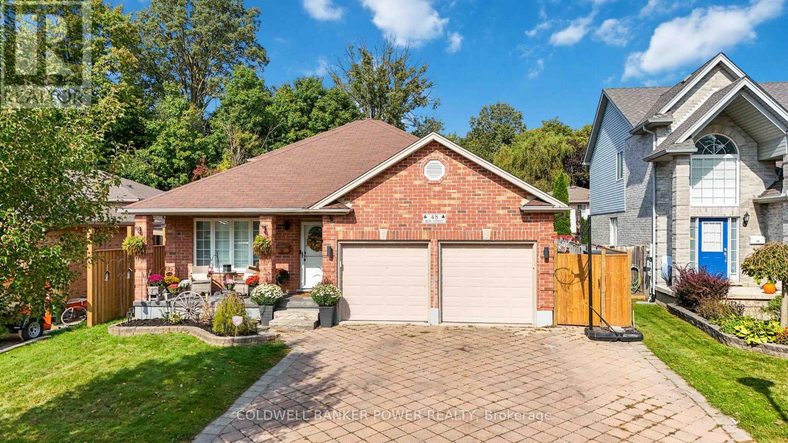 Property Photo: 48 Bow Street ON N5V 4V3