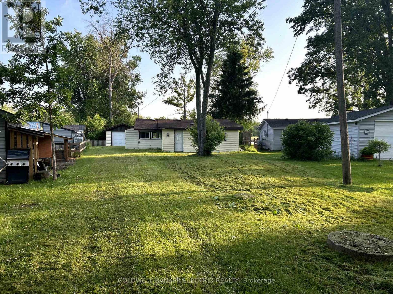 Property Photo: 251 River Road ON K0L 1L0
