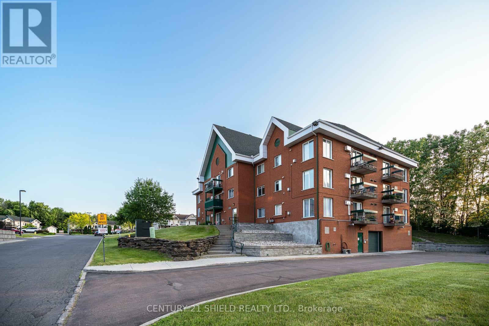 Property Photo: 1202 Clement Street 236 ON K6A 3V6