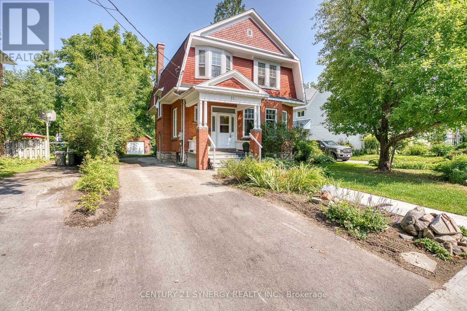Photo de la propriété: 19 Mary Street ON K7H 2X1