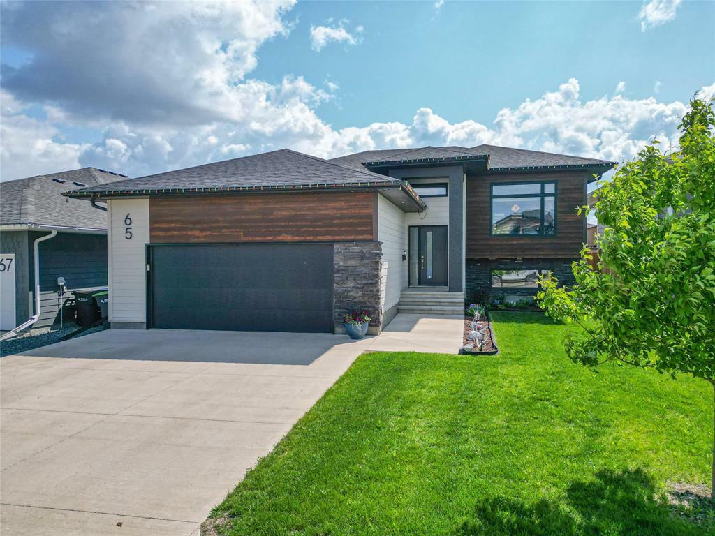 Property Photo: 65 Hedin Crescent MB R7A 7W3