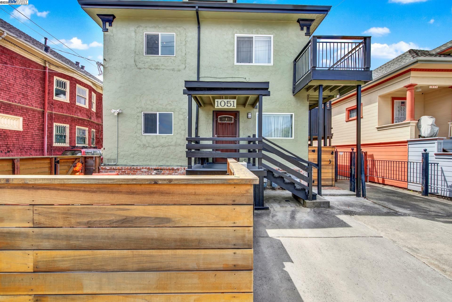 Property Photo: 1051 60th St CA 94608