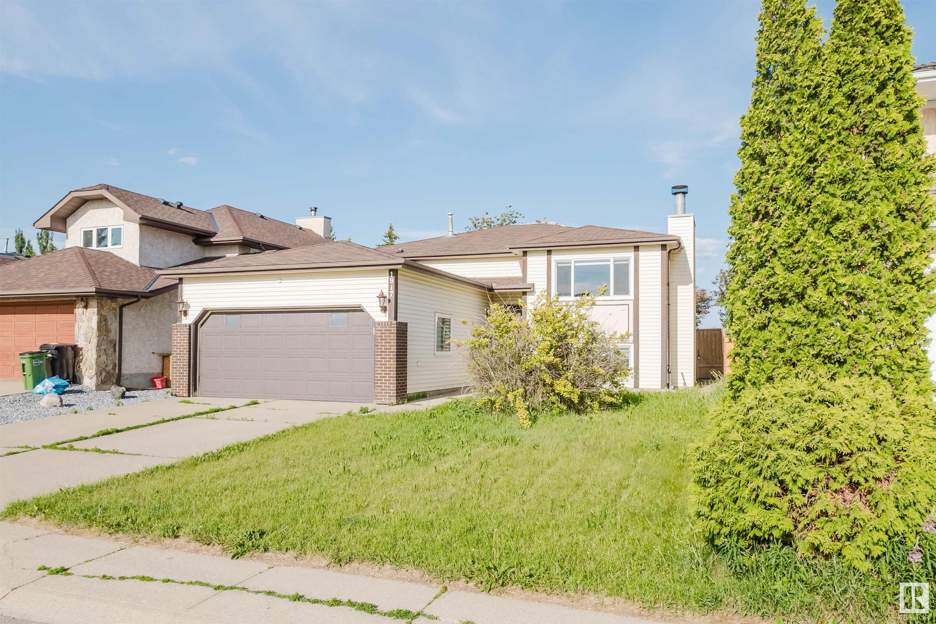 Property Photo:  1917 108 Street NW  AB T6J 5V4 