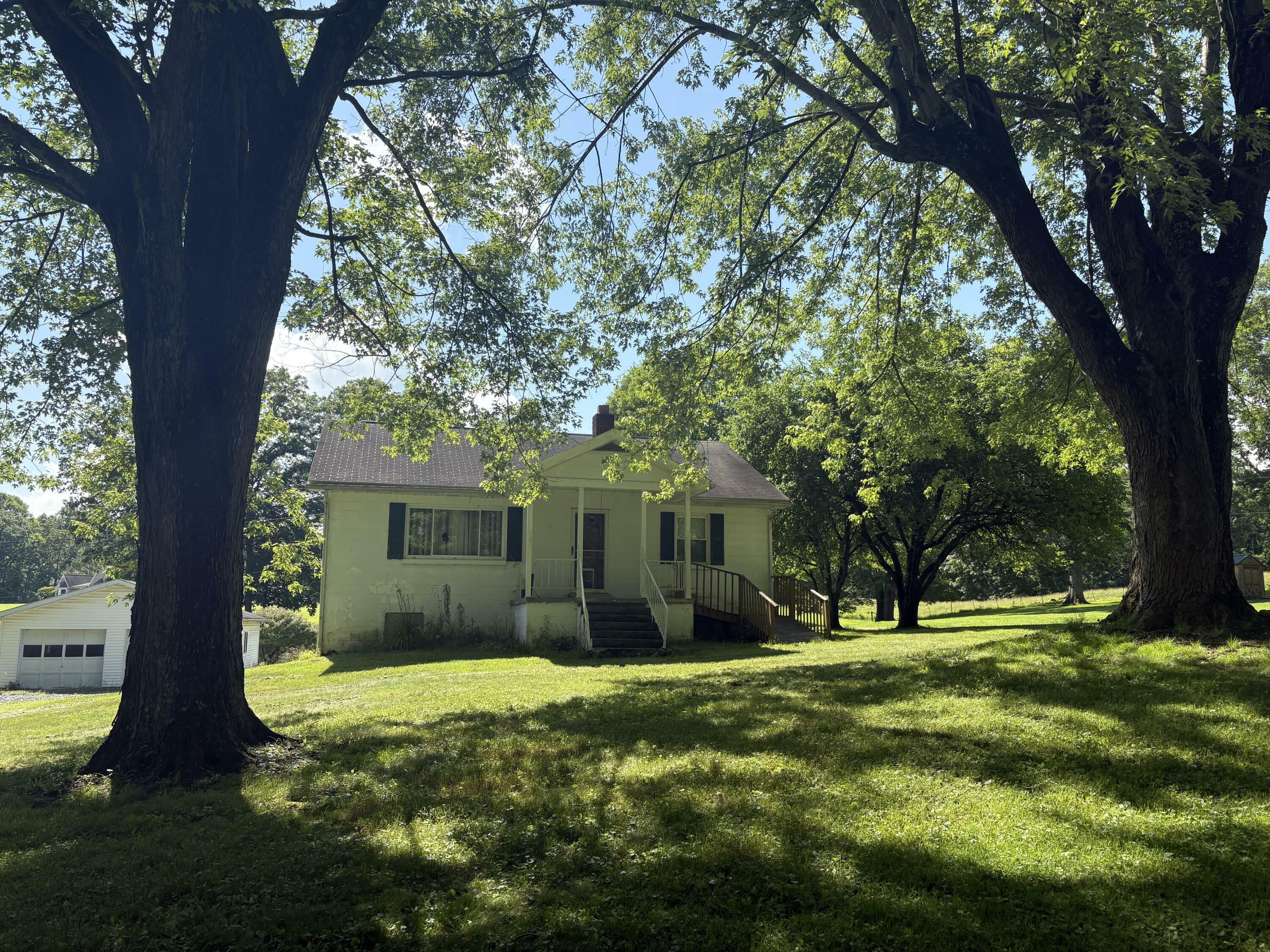 Property Photo: 520 Wild Turkey Rd WV 26662