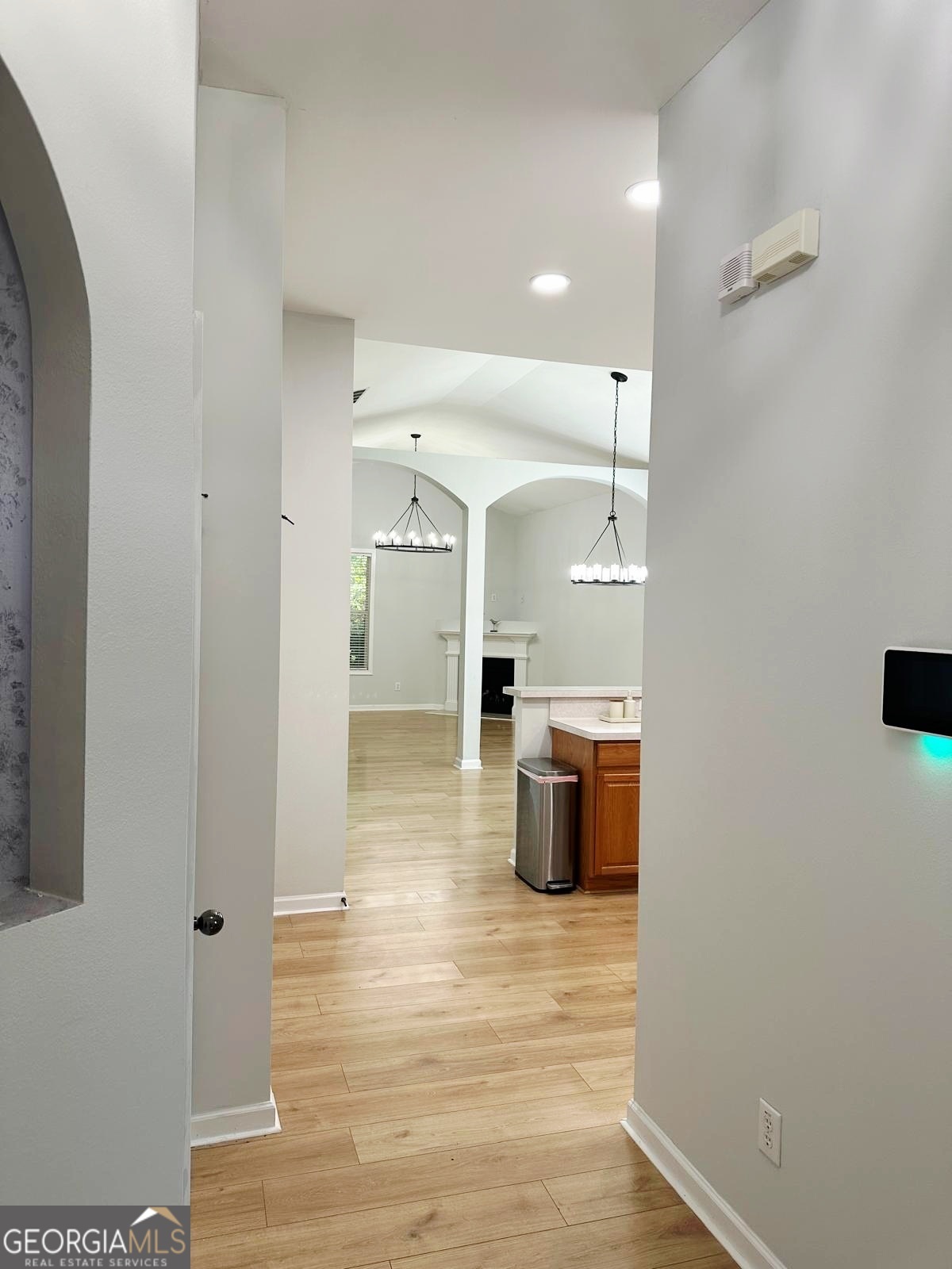 Property Photo: 6834 White Walnut Way GA 30517