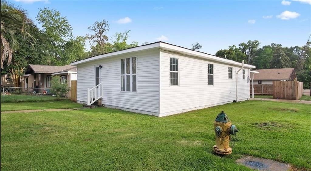 Property Photo: 53 Valley Street LA 71360