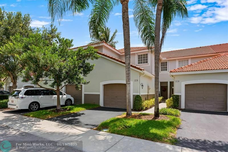 Property Photo: 3748 San Simeon Cir 3748 FL 33331