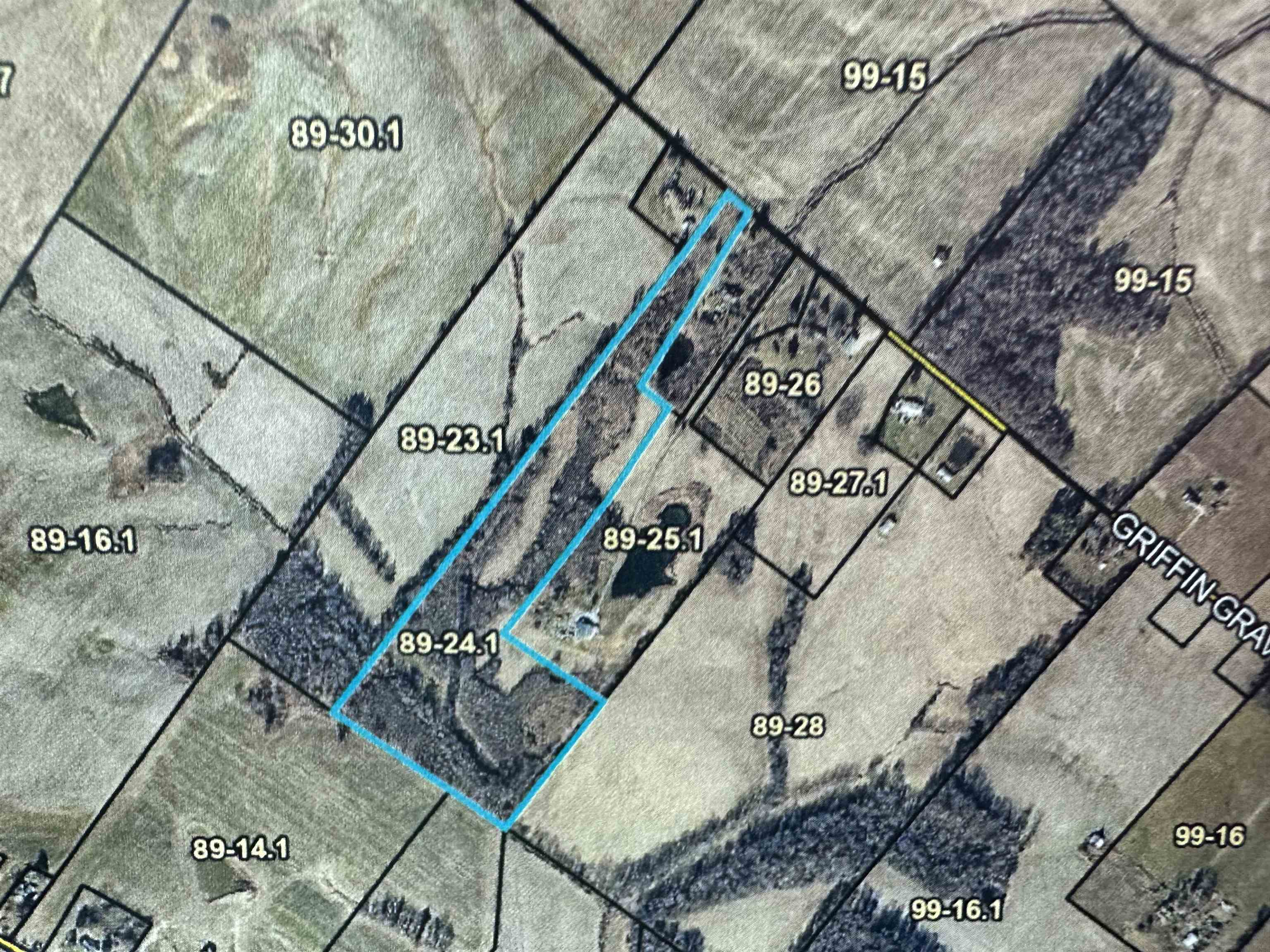 Property Photo: 14766 Griffin Graves Creek Rd IN 42420