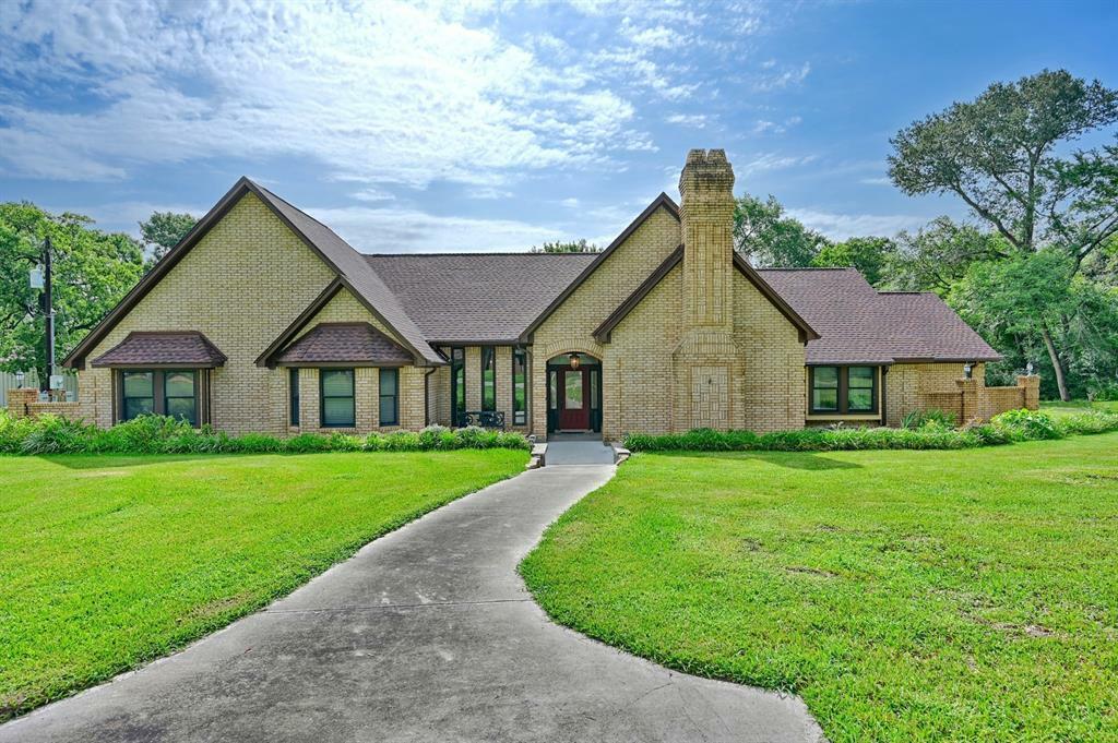Property Photo: 1950 Country Club Road TX 77833