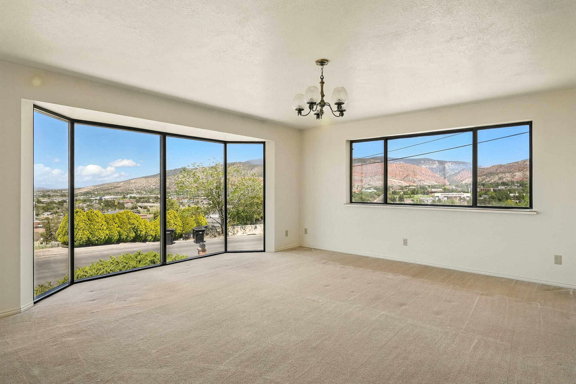42 S Juniper Dr  Cedar City UT 84720 photo