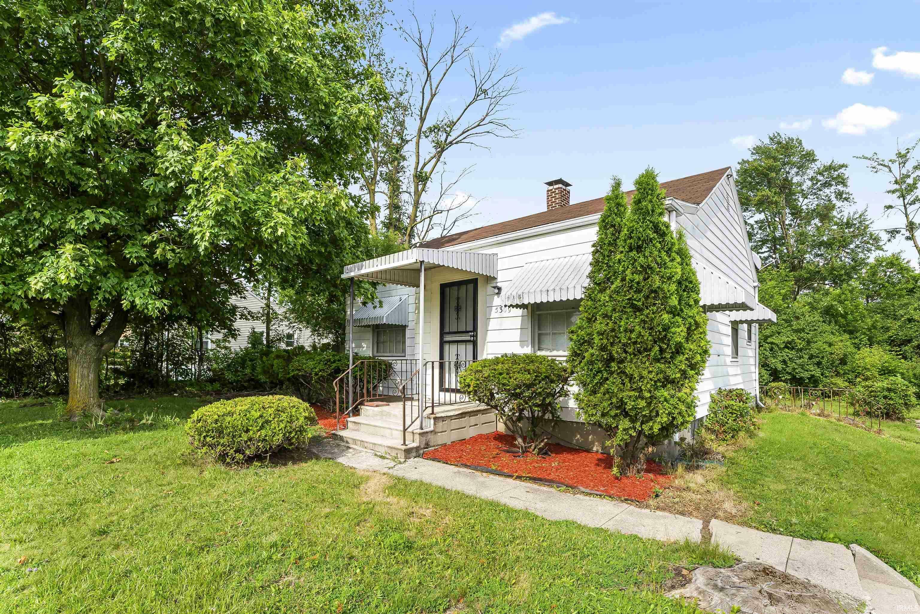 Property Photo:  5309 S Hanna Street  IN 46806-3134 