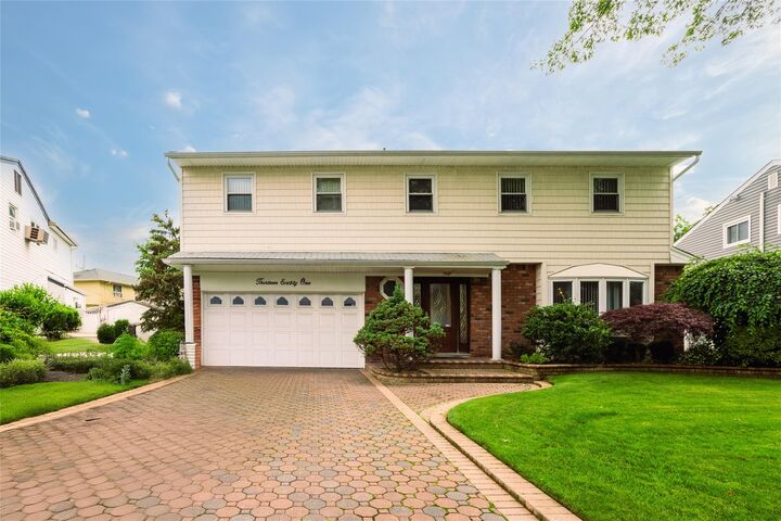 1381 Tanwood Drive  Baldwin NY 11510 photo