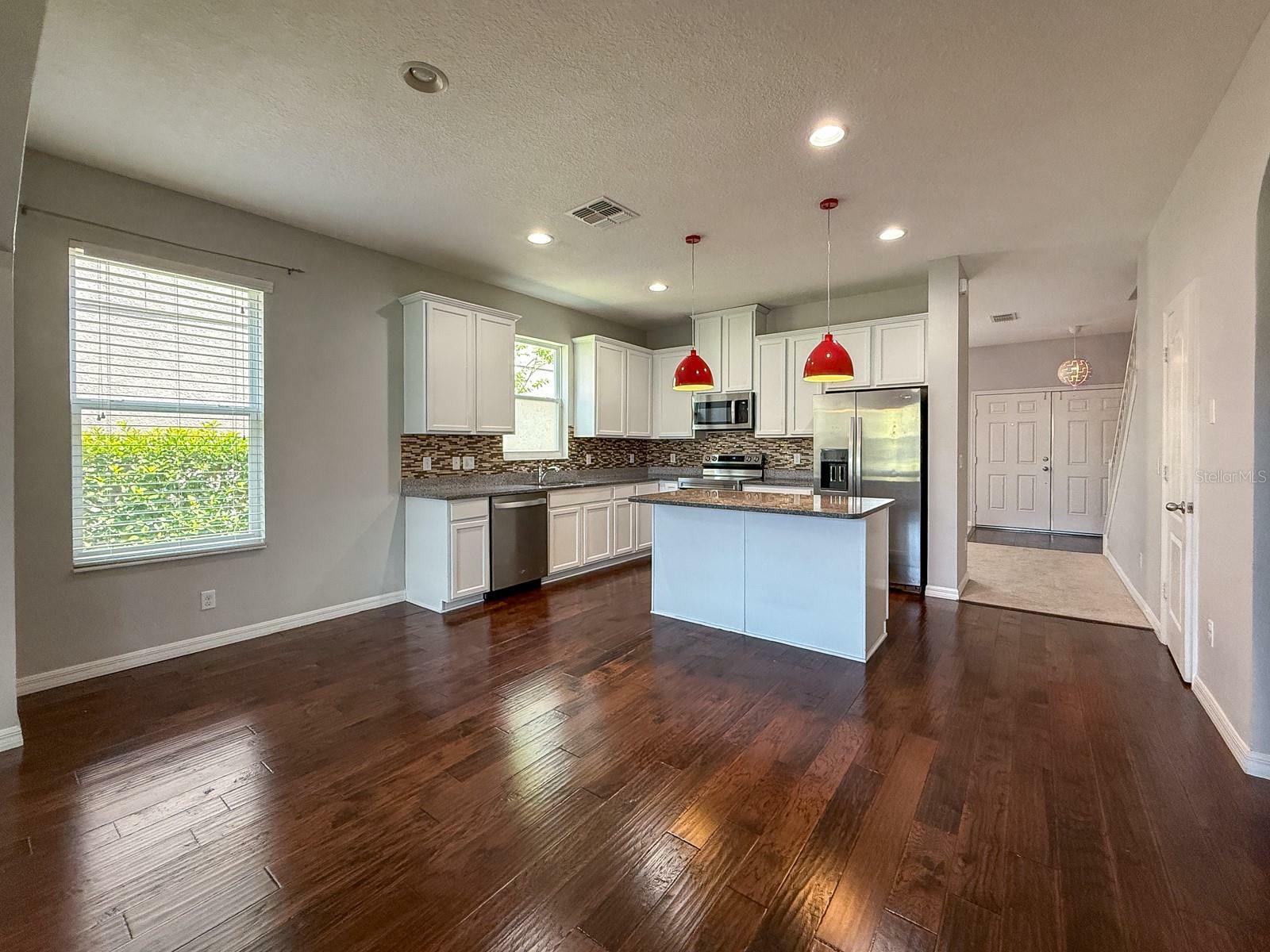 Property Photo: 1546 Water Elm Court FL 32825
