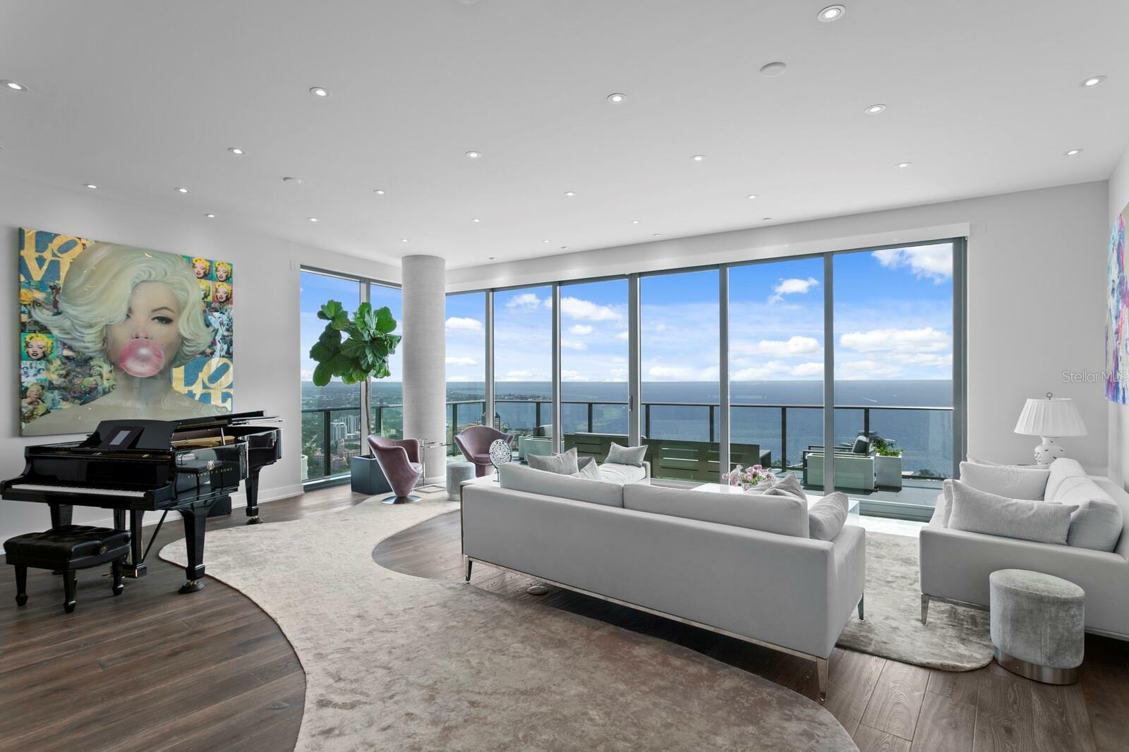 Property Photo: 100 1st Avenue N 3905 FL 33701