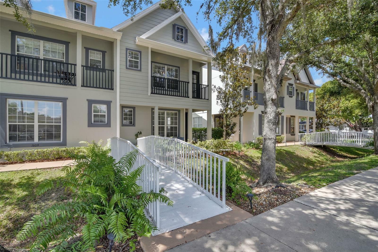Property Photo: 1607 Wilson Avenue FL 32804
