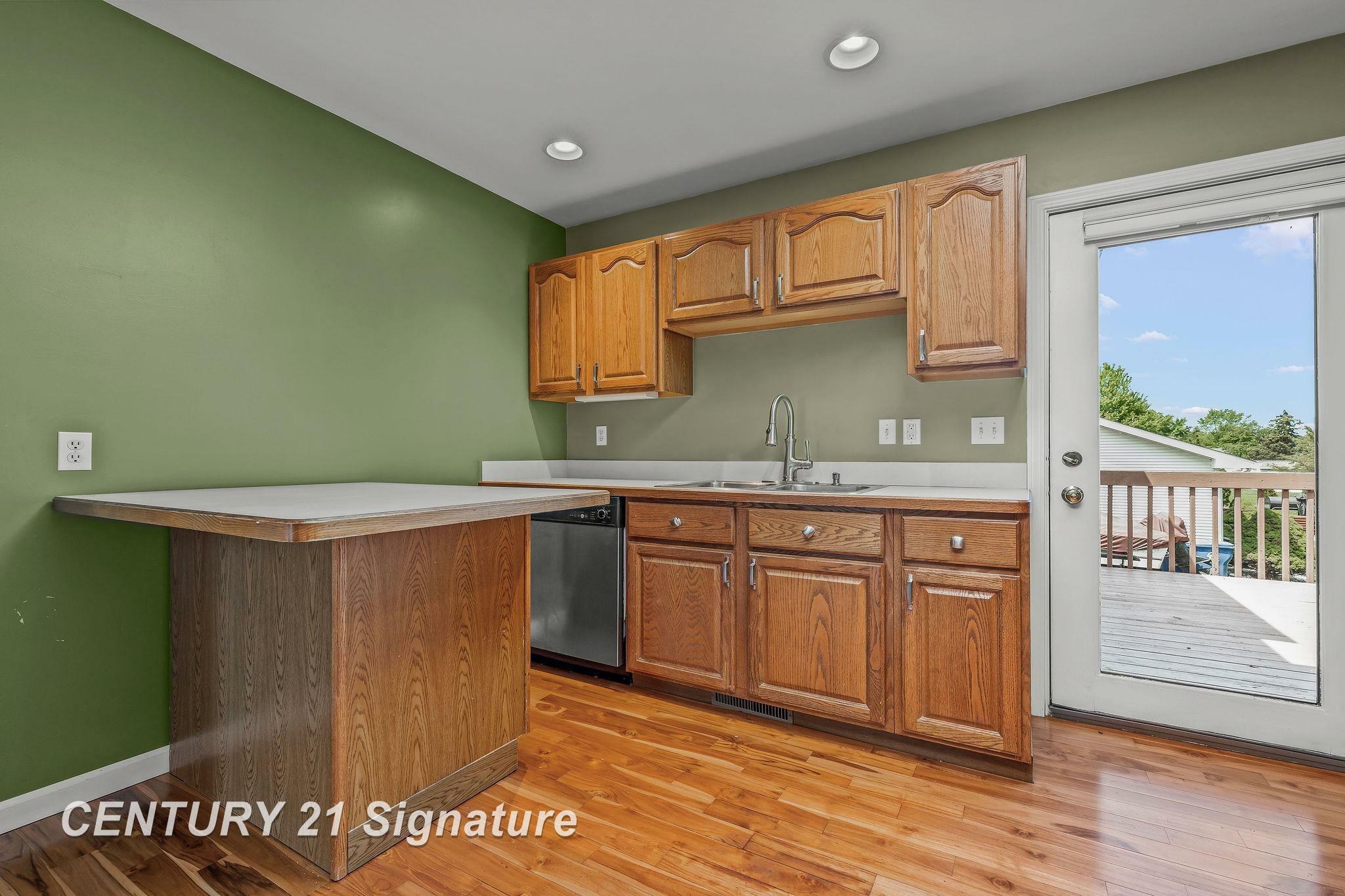 Property Photo: 2364 Milford Drive MI 48603