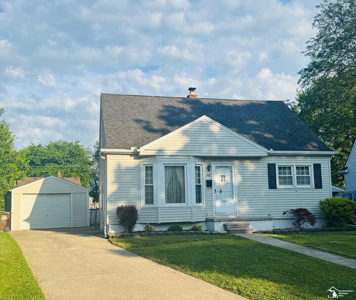 Property Photo: 967 Winston Drive MI 48161