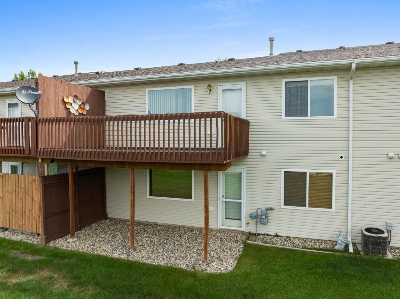Property Photo: 2009 14th St NW ND 58703