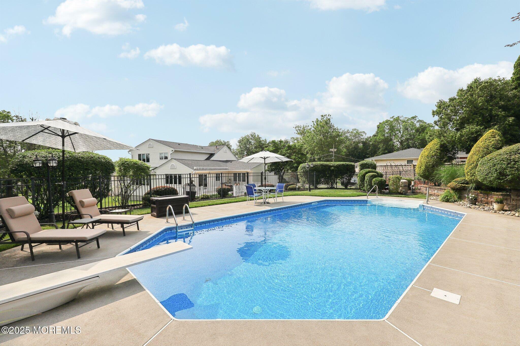 Property Photo: 6 Kipp Court NJ 07470