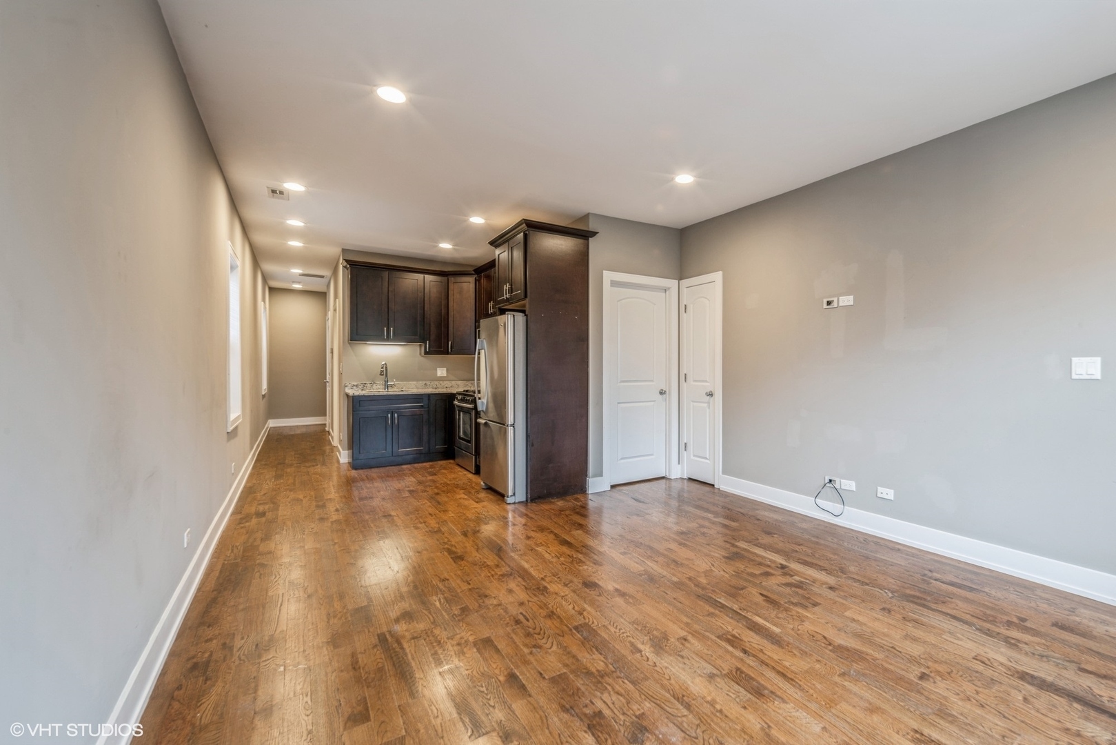 Property Photo: 1700 S Jefferson Street 1F IL 60616