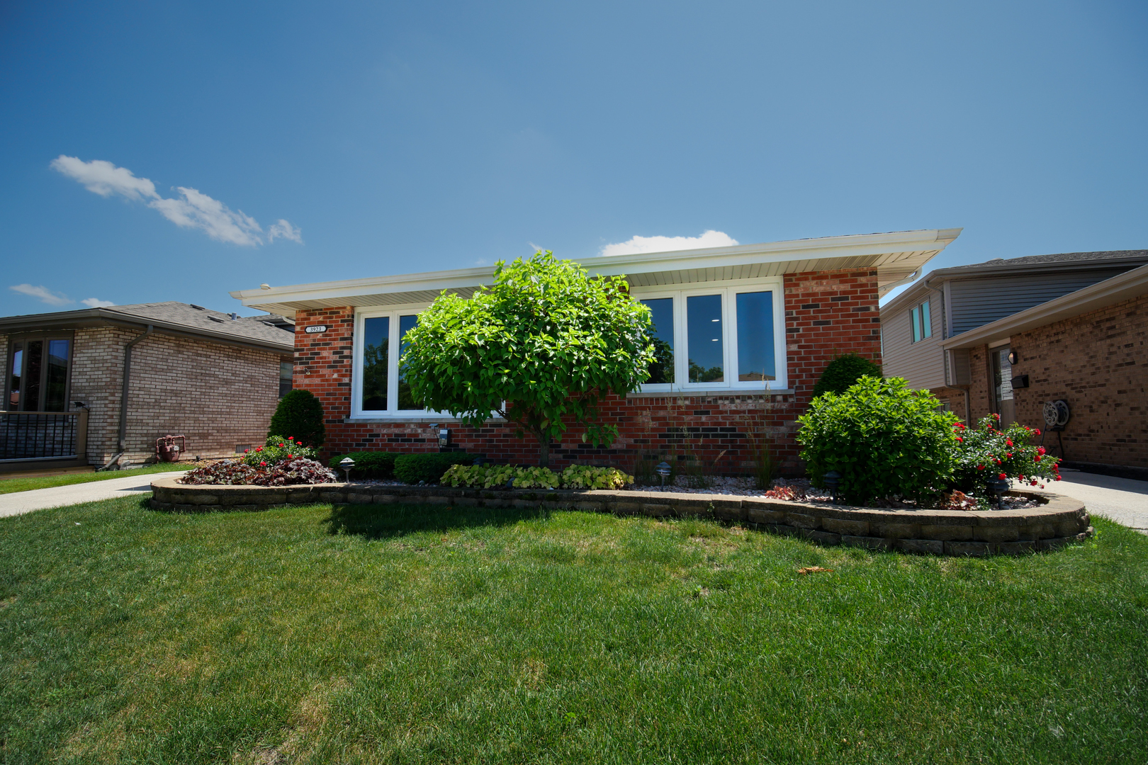Property Photo: 3923 W 101st Place IL 60655