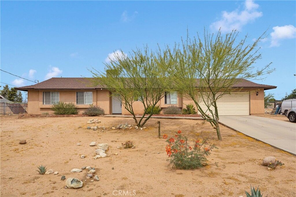 Property Photo:  8960 Buckthorn Avenue  CA 92345 
