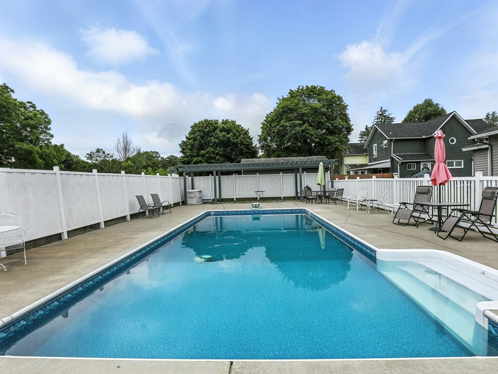 Property Photo: 609 Lincoln St PA 18840