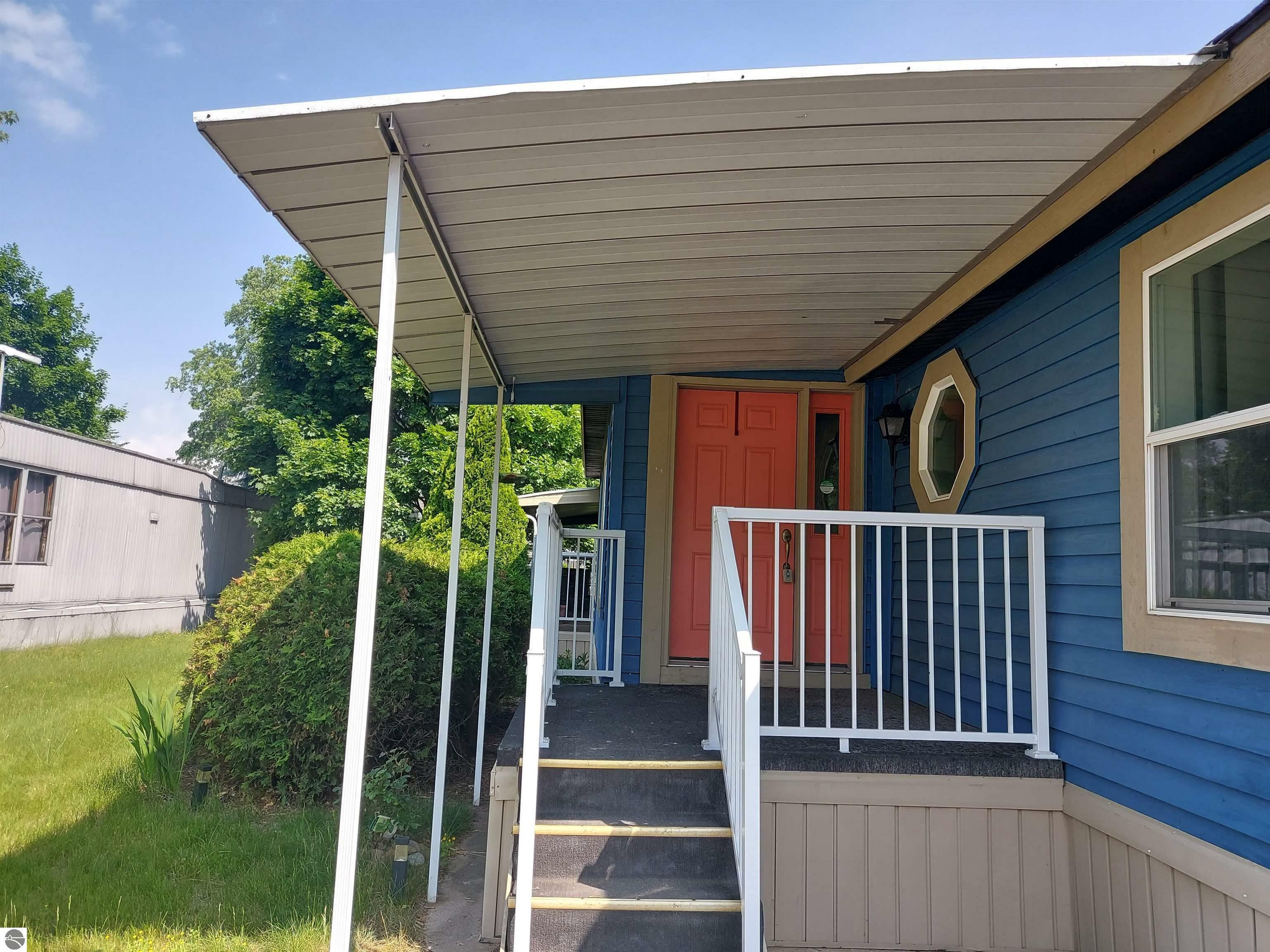 Property Photo:  2779 Frank Street  MI 49686 