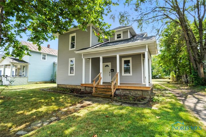 Property Photo: 407 Washington Street OH 45840
