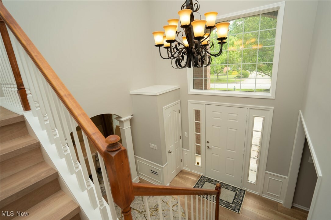Property Photo: 18447 Whitemarsh Lane OH 44149