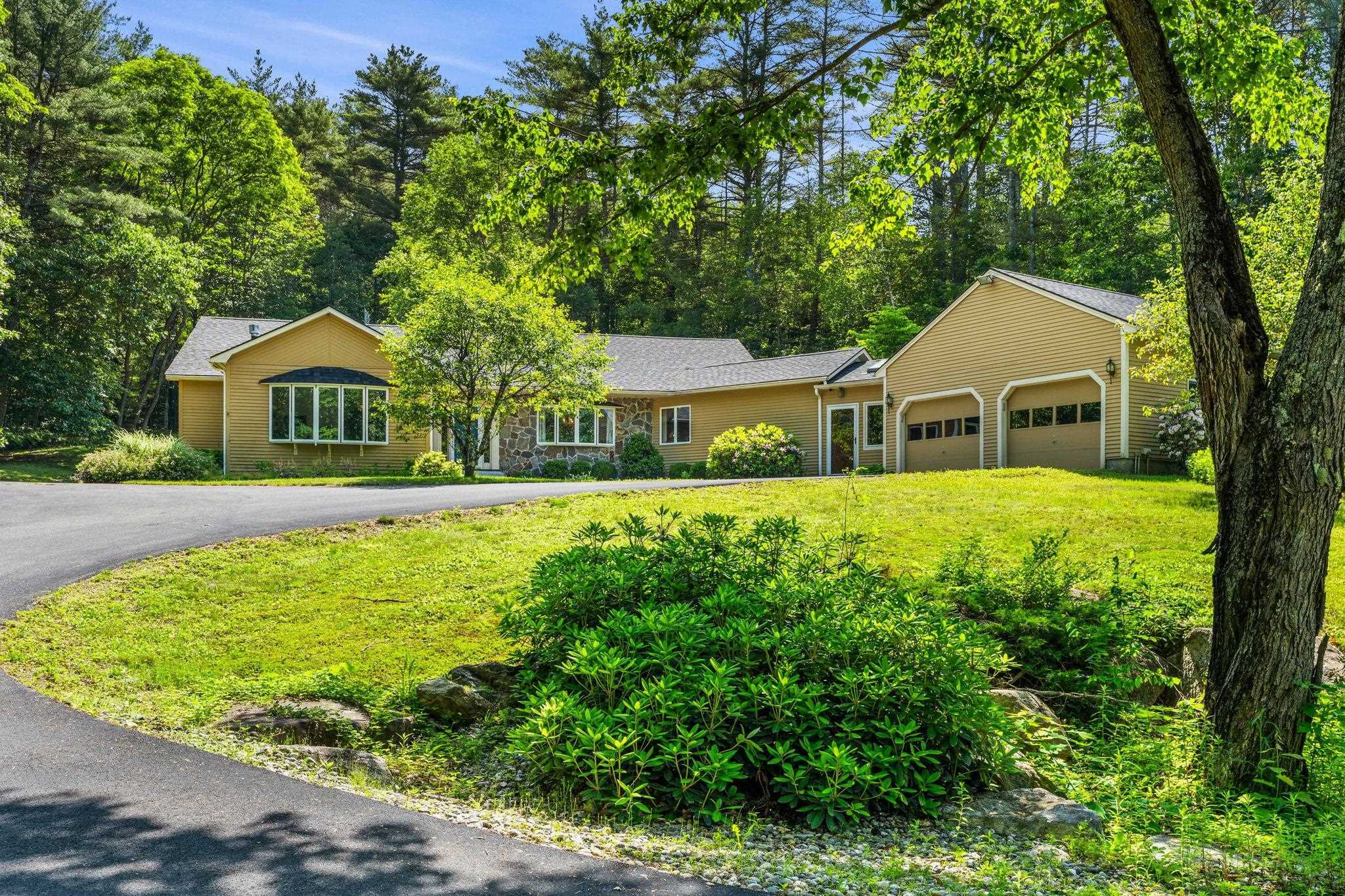 76 Graham Road  Concord NH 03301-6900 photo