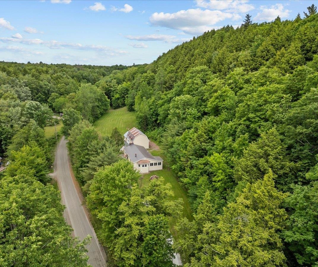 Property Photo:  89 Catella Road  VT 05452 