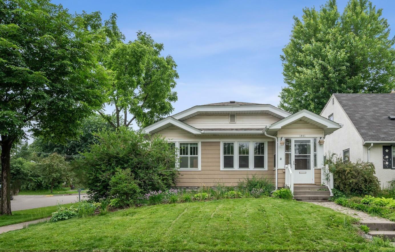 Property Photo: 1441 Simpson Street MN 55108