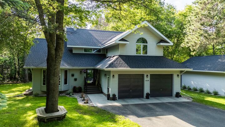 1925 Chippewa Drive NE  Bemidji MN 56601 photo