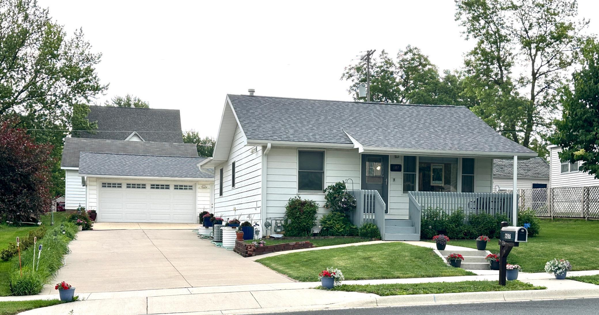 Property Photo: 607 S Washington Avenue MN 55975