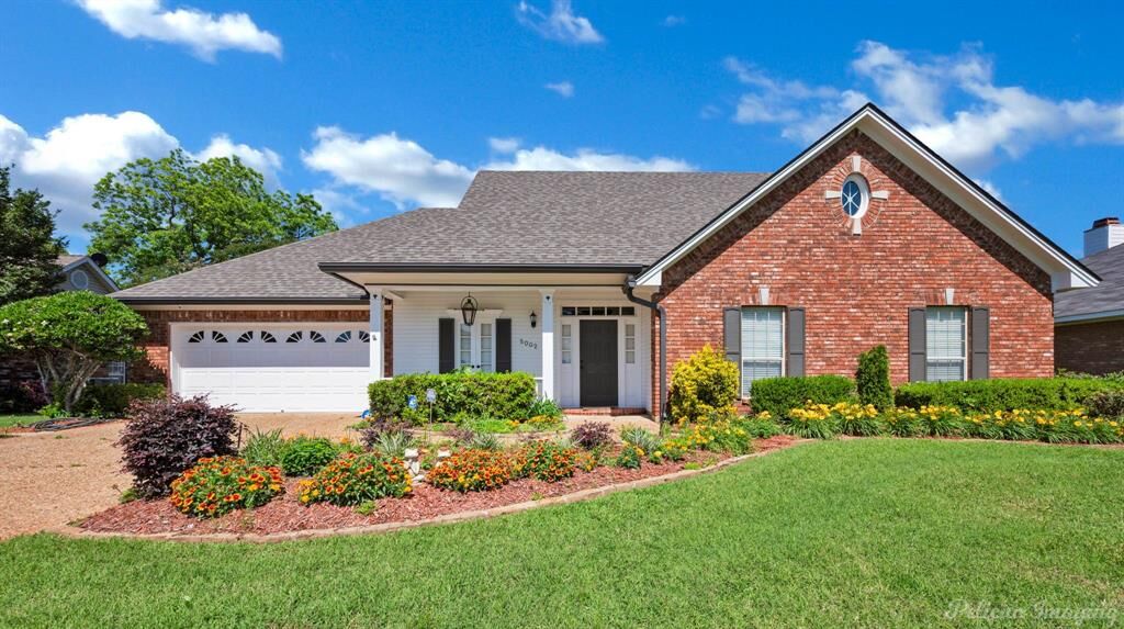 Property Photo:  5002 Sunflower Boulevard  LA 71112 
