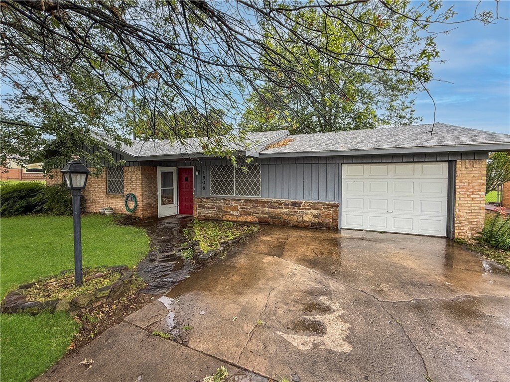 1906 S West End Street  Springdale AR 72764 photo