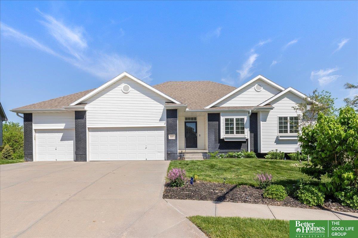 Property Photo:  9494 S 175th Circle  NE 68136 