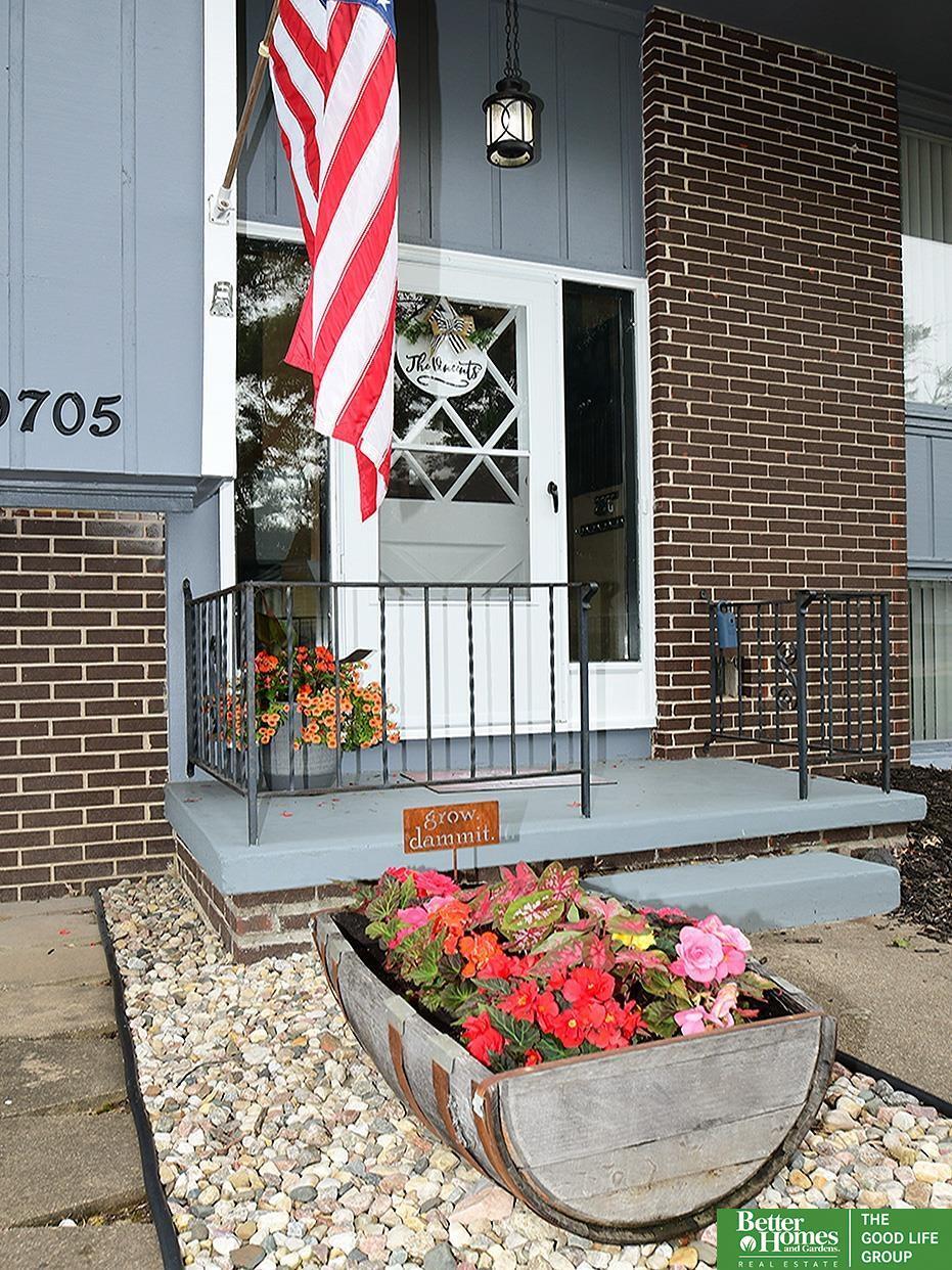 Property Photo: 9705 Cady Avenue NE 68134