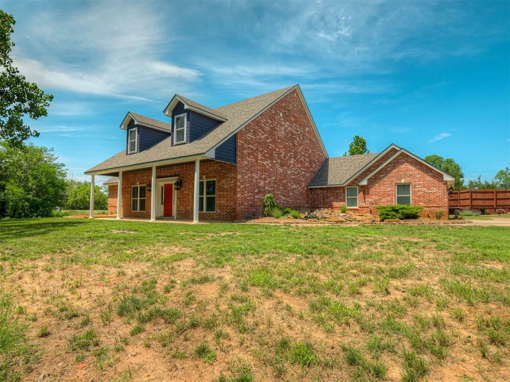 Property Photo:  3939 S Santa Fe Avenue  OK 73072 