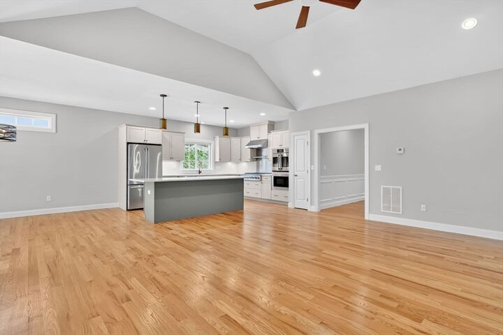Property Photo:  35 Liberty Lane  CT 06082 
