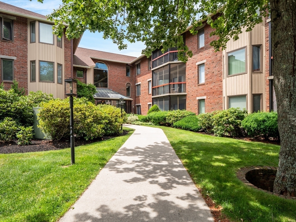 Property Photo: 770 Salisbury 302 MA 01609