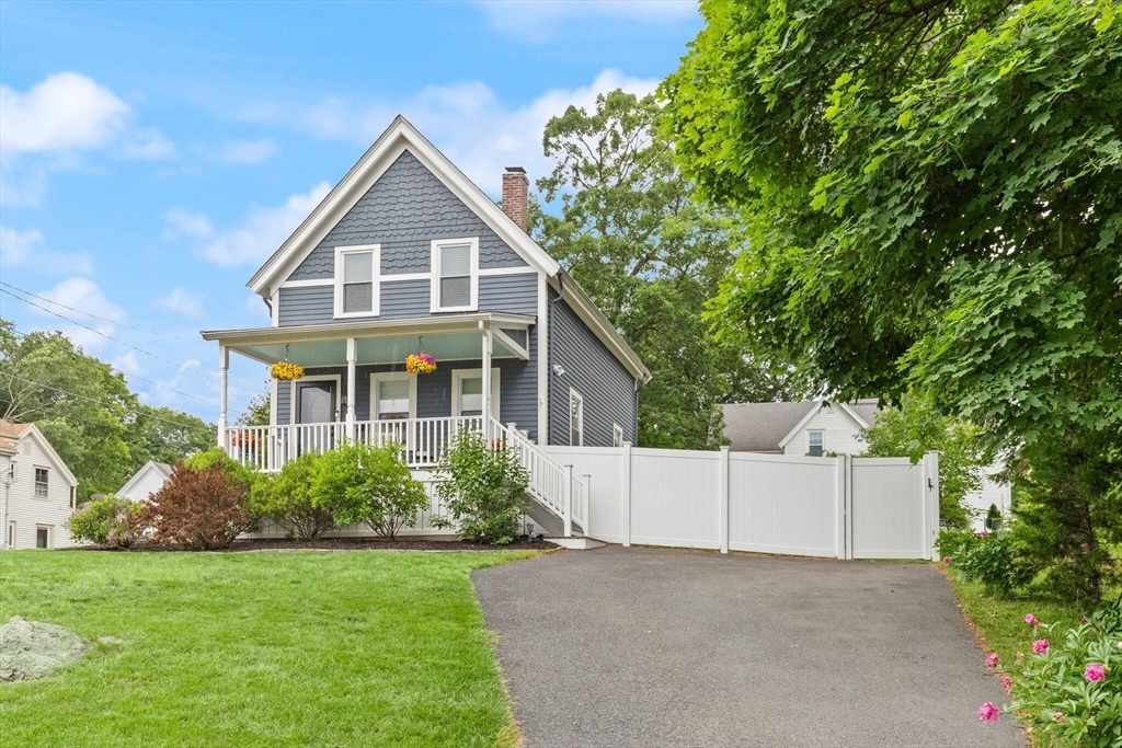 Property Photo: 5 Myrtle St MA 02062